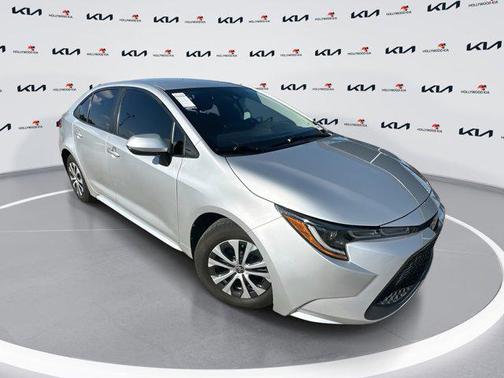 2022 Toyota Corolla Hybrid LE