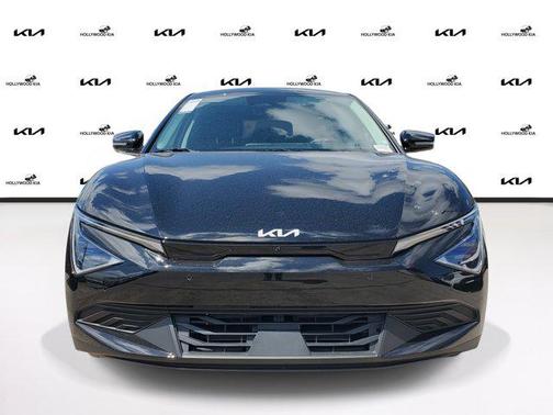 2025 Kia EV6 Wind