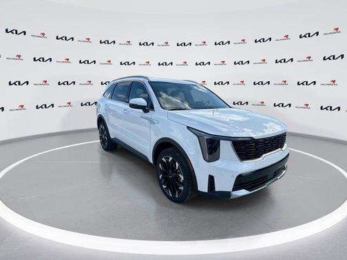 Glacial White Pearl 2026 Kia Sorento EX