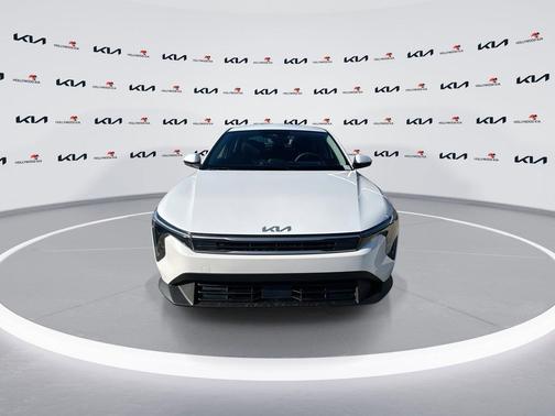White Pearl 2026 Kia K4 LXS