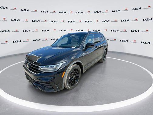 2022 Volkswagen Tiguan 2.0T SE R-Line Black