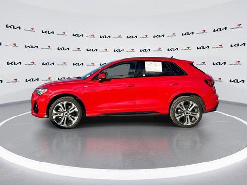 2022 Audi Q3 45 S line Premium Plus