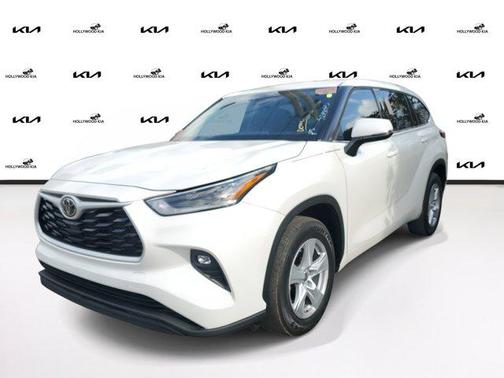 2021 Toyota Highlander LE