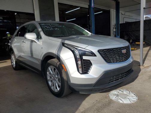 2022 Cadillac XT4 Luxury