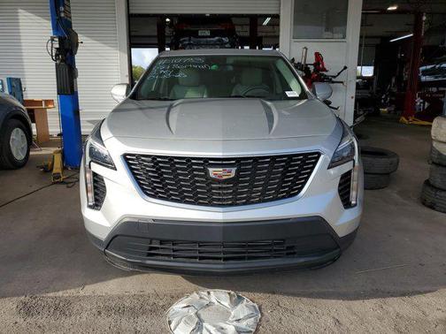 2022 Cadillac XT4 Luxury