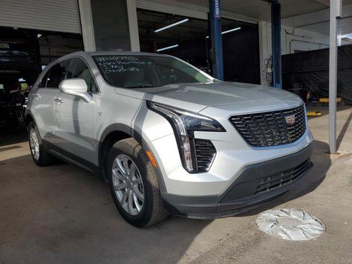 2022 Cadillac XT4 Luxury