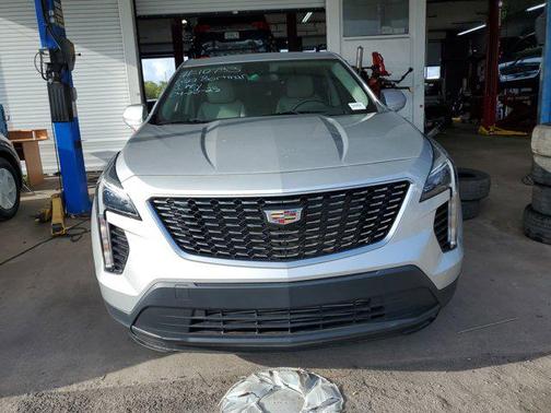 2022 Cadillac XT4 Luxury