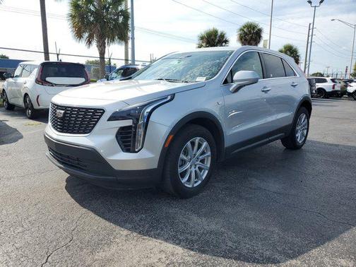 2022 Cadillac XT4 Luxury