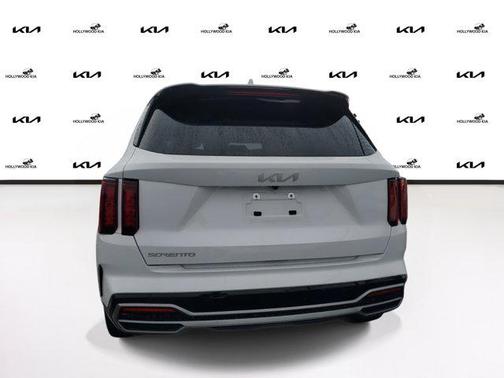 2023 Kia Sorento S
