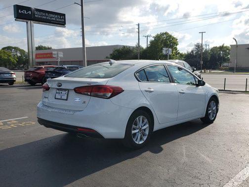 2017 Kia Forte S