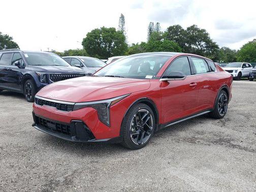 2025 Kia K4 GT-Line