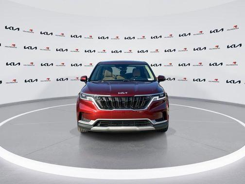 2023 Kia Carnival LX