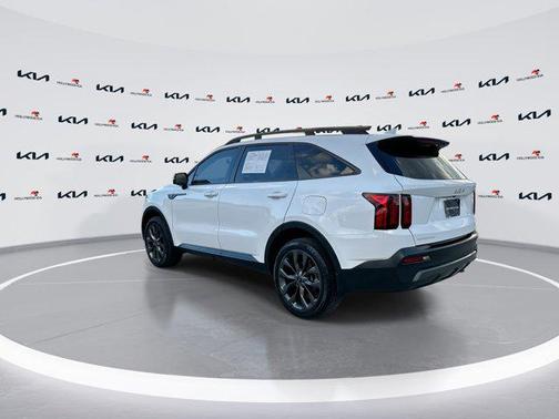 2023 Kia Sorento EX