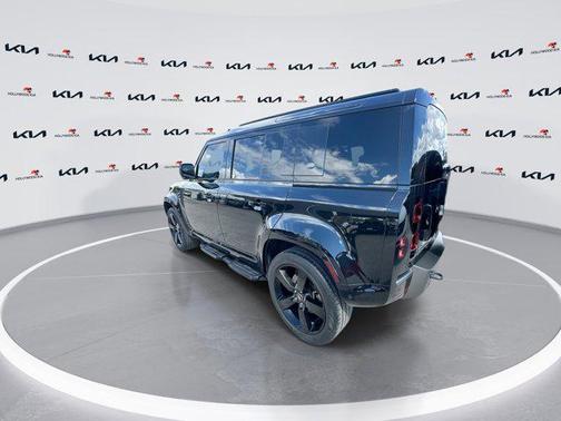 2022 Land Rover Defender 110 X-Dynamic HSE