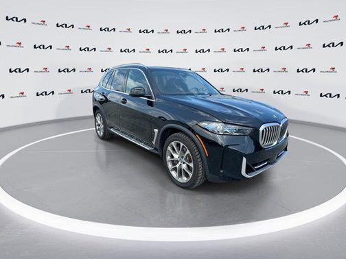 Black Sapphire Metallic 2024 BMW X5 PHEV xDrive50e