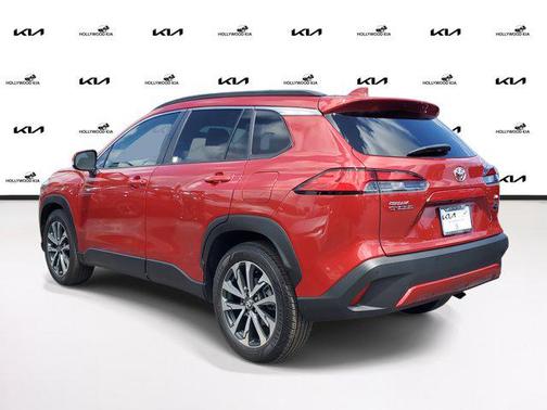 2023 Toyota Corolla Cross XLE