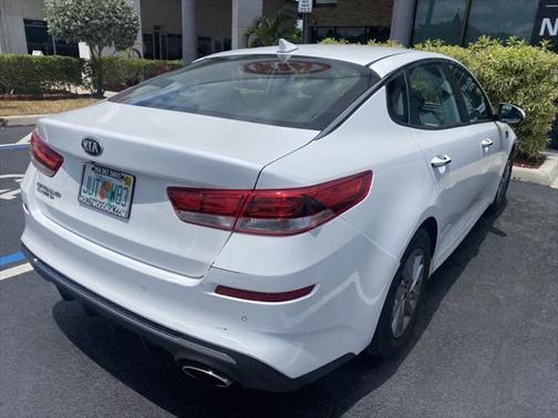 2019 Kia Optima LX