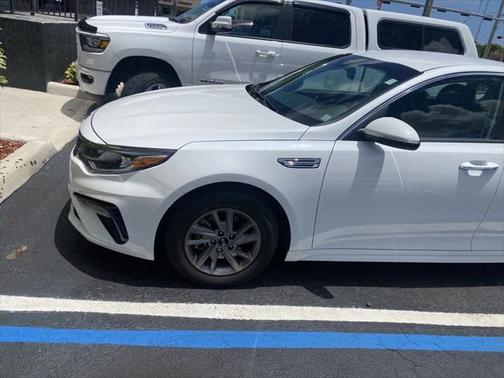 2019 Kia Optima LX