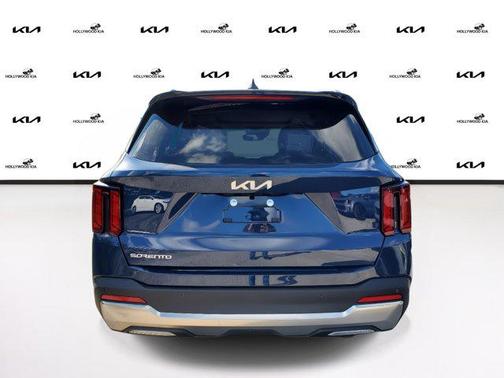 2025 Kia Sorento EX