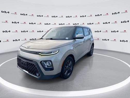 Platinum Gold 2020 Kia Soul EX