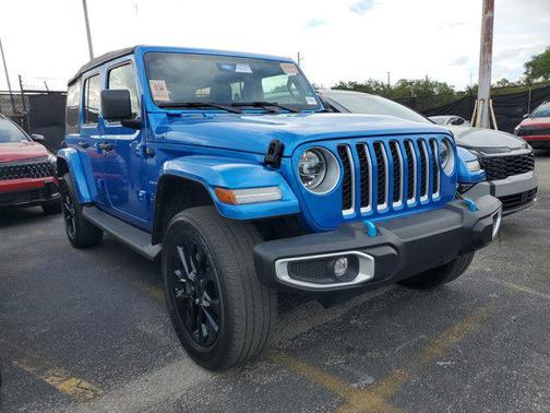 2022 Jeep Wrangler Unlimited 4xe Sahara