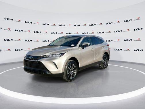 2022 Toyota Venza LE