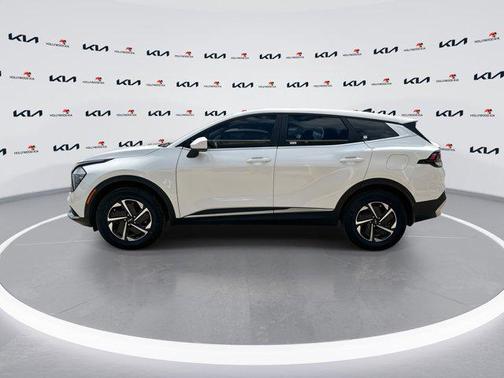 Snow White Pearl 2023 Kia Sportage Hybrid LX