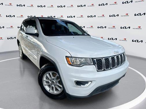 2019 Jeep Grand Cherokee Laredo