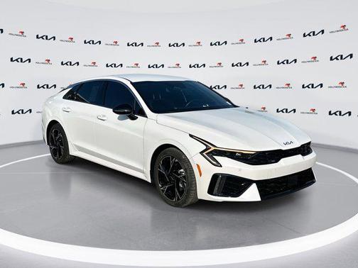Snow White Pearl 2025 Kia K5 GT-Line