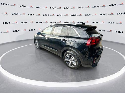 2022 Kia Niro LXS