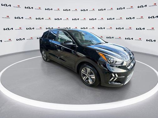 2022 Kia Niro LXS