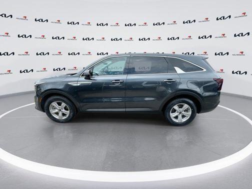 2024 Kia Sorento LX