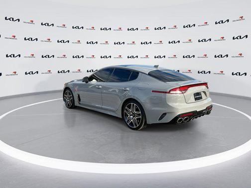 2023 Kia Stinger GT2