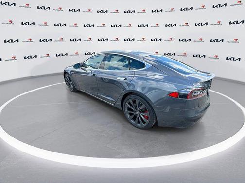 2020 Tesla Model S Performance