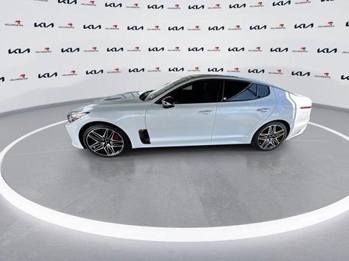 2023 Kia Stinger GT2