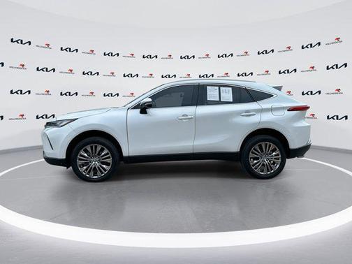 2024 Toyota Venza XLE