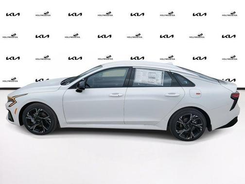 2025 Kia K5 GT-Line