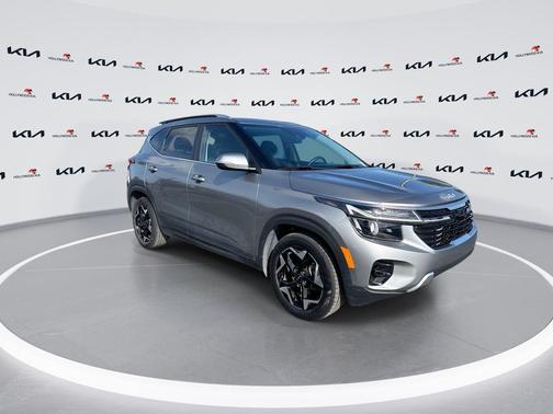 Steel Gray 2024 Kia Seltos EX