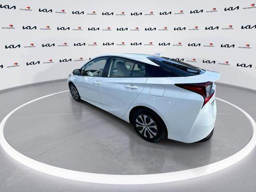 2020 Toyota Prius XLE