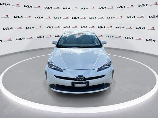 2020 Toyota Prius XLE