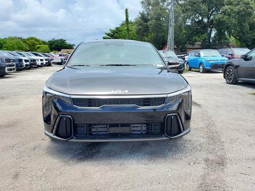 2025 Kia K4 GT-Line Turbo
