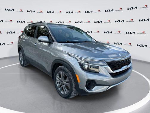 Steel Gray 2023 Kia Seltos S