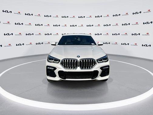 2021 BMW X6 sDrive40i