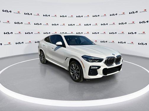 2021 BMW X6 sDrive40i