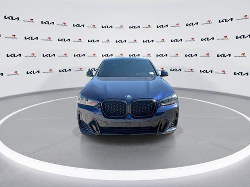 2023 BMW X4 xDrive30i