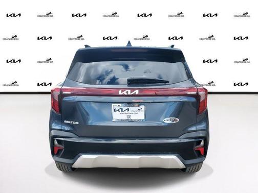 2025 Kia Seltos EX