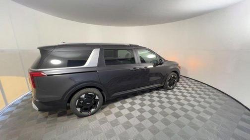 Panthera Metal 2026 Kia Carnival EX