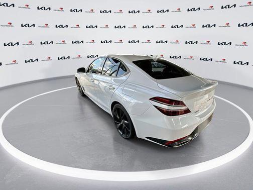 2023 Genesis G70 3.3T RWD