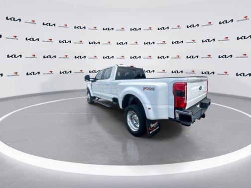 2024 Ford F-450 Lariat