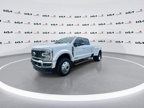 2024 Ford F-450 Lariat